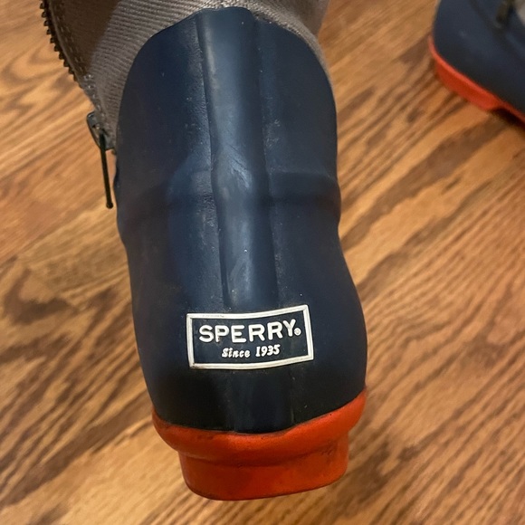 Sperry Duck Rain Boots - blue and orange colorblock sz 6 - Picture 2 of 5